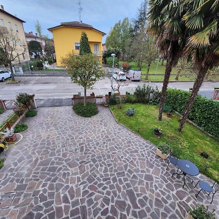Gold B&B Ravarino Экстерьер фото