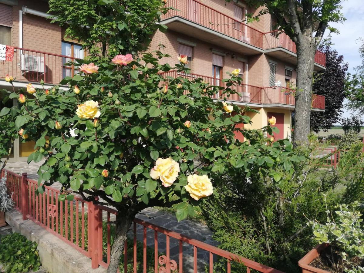 Gold B&B Ravarino Экстерьер фото