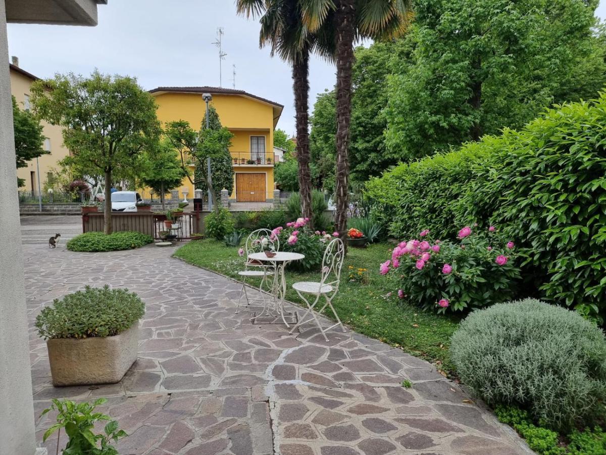 Gold B&B Ravarino Экстерьер фото