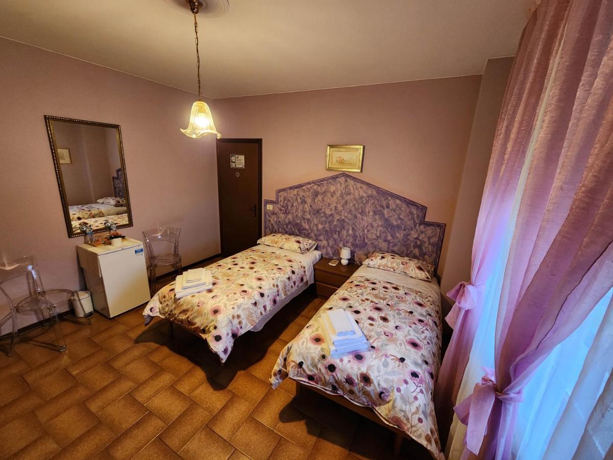 Gold B&B Ravarino Экстерьер фото