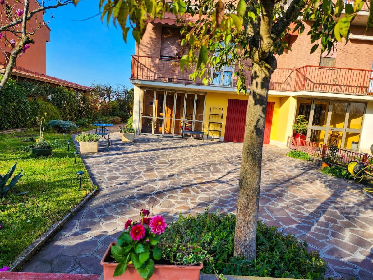 Gold B&B Ravarino Экстерьер фото