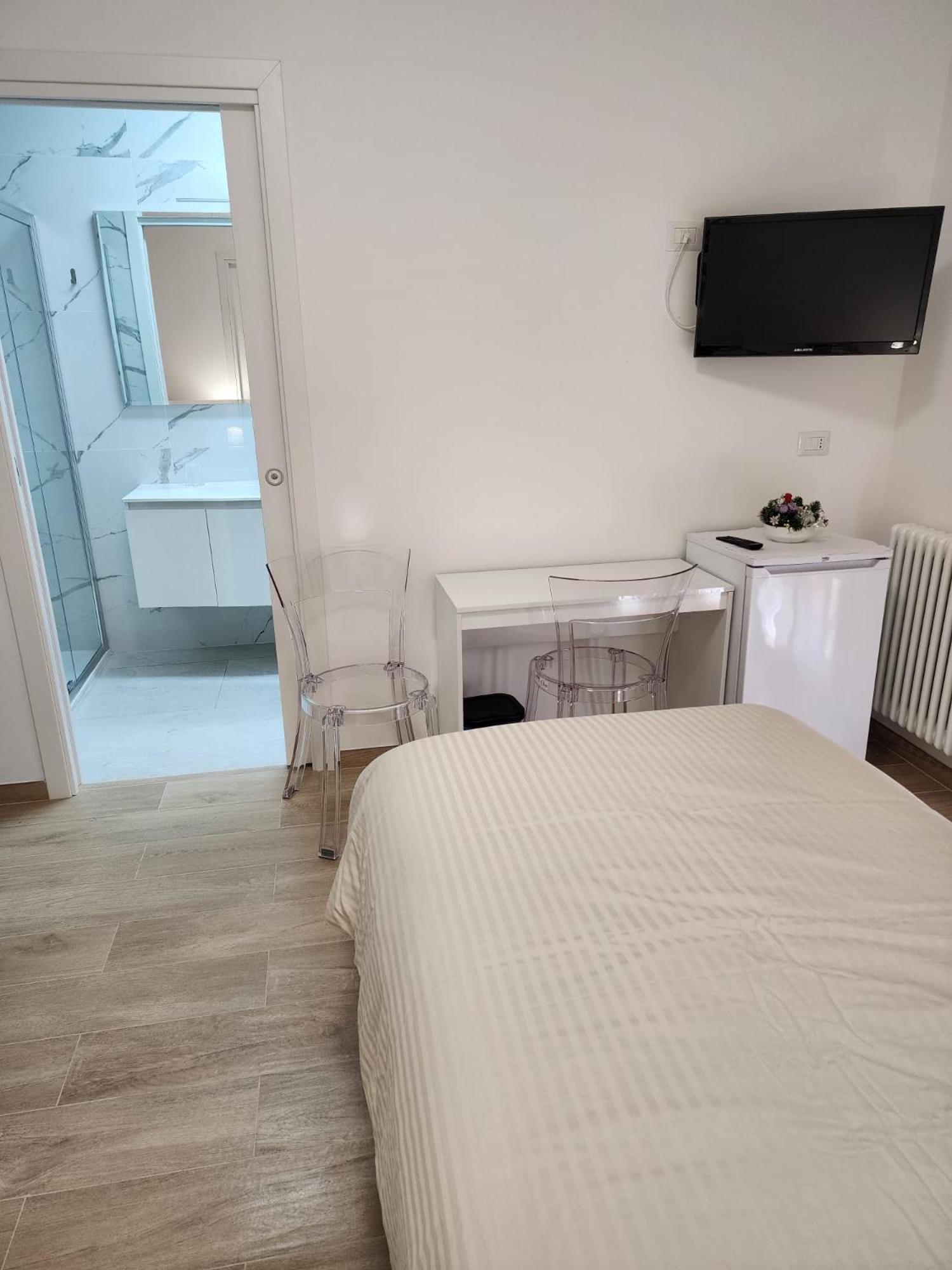Gold B&B Ravarino Экстерьер фото
